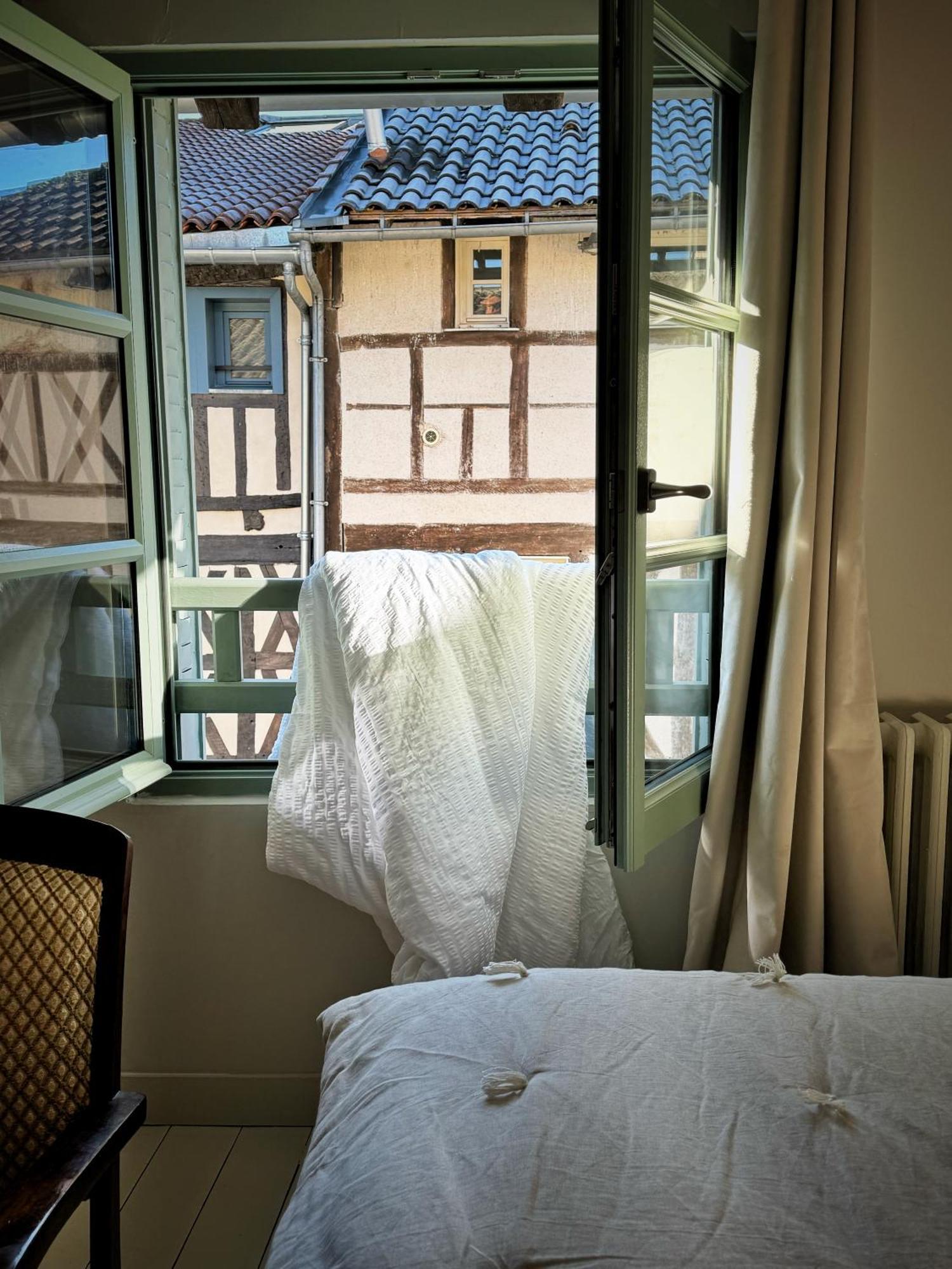 Maison D'Hote Les Allois 리모주 외부 사진